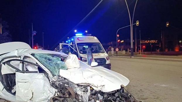 Bursa'da otomobil ile cip çarpıştı: 2 ölü, 2 yaralı
