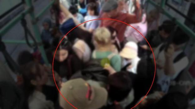 İstanbul'da toplu taşımada turistlere yankesicilik yapam 20 şüpheli yakalandı