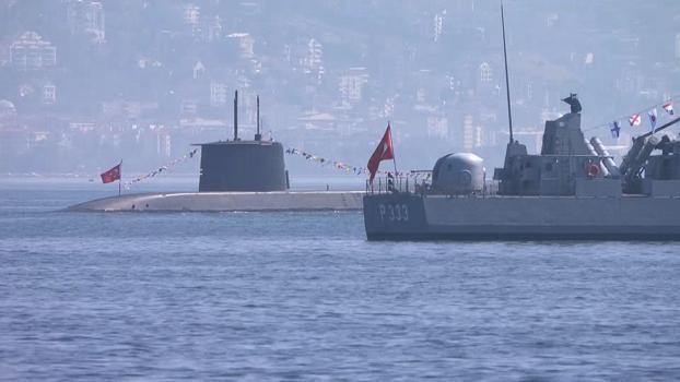 TEKNOFEST Mavi Vatan'da SAT ve SAS komandoları gösteri yaptı