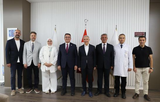 İEÜ ve İYTE’den sağlık ve teknoloji alanında iş birliği