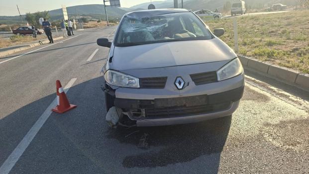 Otomobille çarpışan elektrikli bisiklet sürücüsü öldü