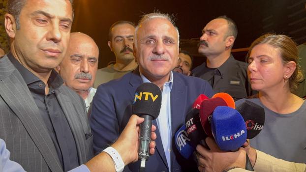 Diyarbakır’da plazada yangın; 5 kişi dumandan etkilendi (2)