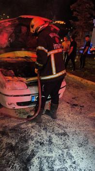 Nevşehir'de seyir halindeki otomobil yandı