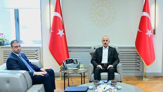 Bakan Uraloğlu, ASELSAN Genel Müdürü Akyol'u kabul etti