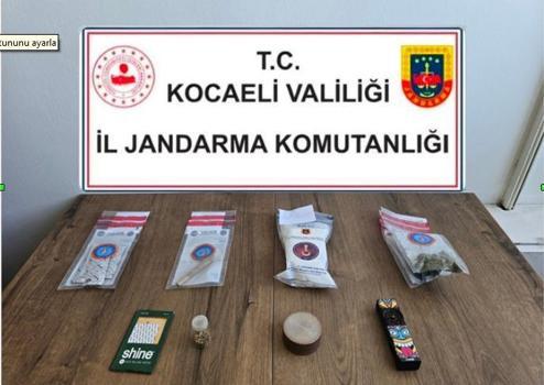 Kocaeli'de uyuşturucu operasyonu: 4 gözaltı