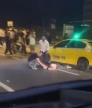Bakırköy’de aynı noktada peş peşe iki ayrı motosiklet kazası; 1'i ağır 3 yaralı