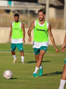Karşıyaka ile Altay derbi öncesi rakip olacak
