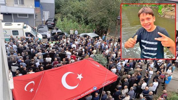 Boğulma tehlikesi geçiren Mehmet Emin, 4 gün sonra hayatını kaybetti