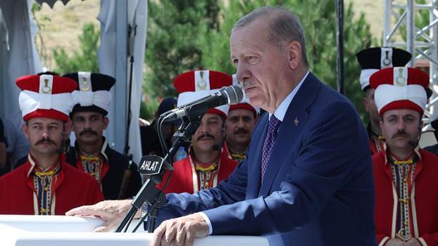 Cumhurbaşkanı Erdoğan: Eninde sonunda kan tüccarları kaybedecek