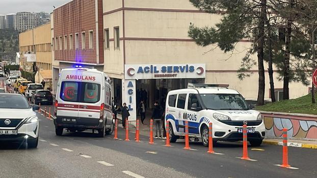 Dedesinin kullandığı otomobilin altında kalan Abdi Emin hayatını kaybetti