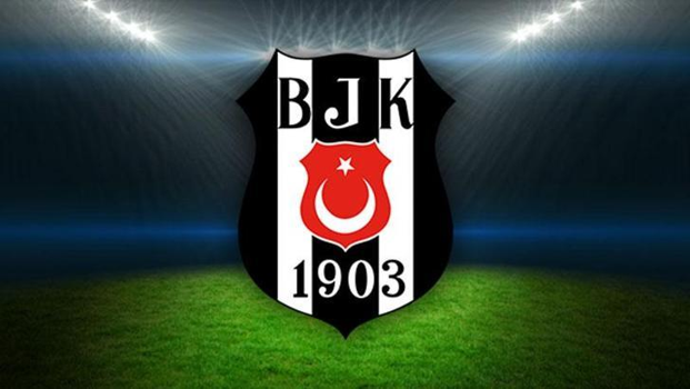 Beşiktaş sağ kanadı güçlendiriyor