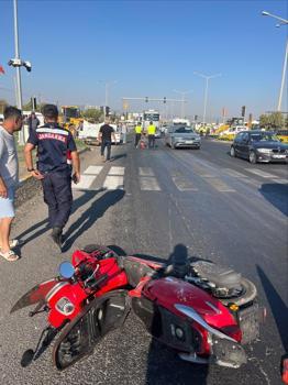 Manisa’da otomobil ile motosiklet çarpıştı: 4 yaralı