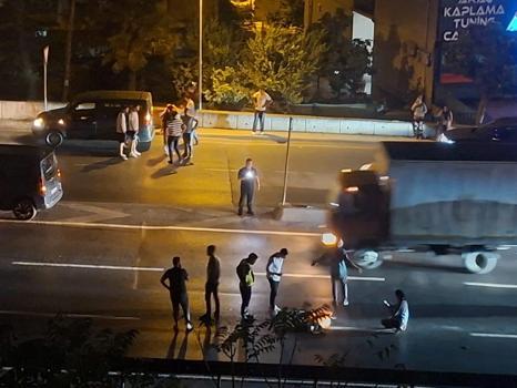 Büyükçekmece’de yolun karşısına geçmeye çalışırken 2 aracın çarptığı kadın hayatını kaybetti