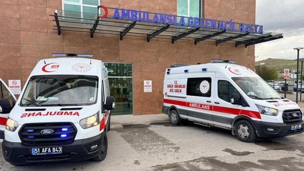 Aynı firmadan alınan yemekten yiyen 2 işletmedeki 41 kişi, hastanelik oldu