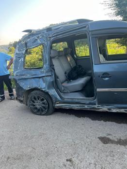 Ordu'da hafif ticari araç takla attı: 5 yaralı