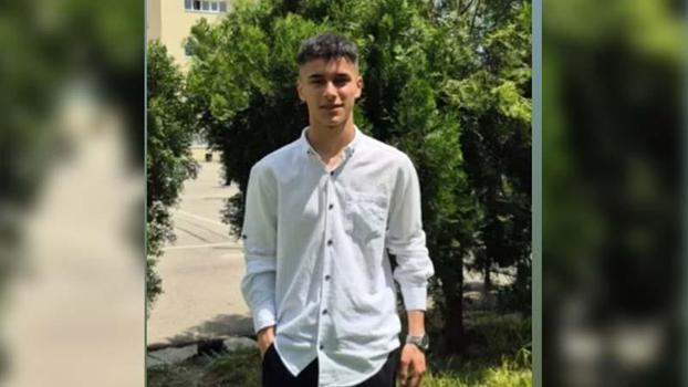 19 yaşındaki Berat, odasında ölü bulundu