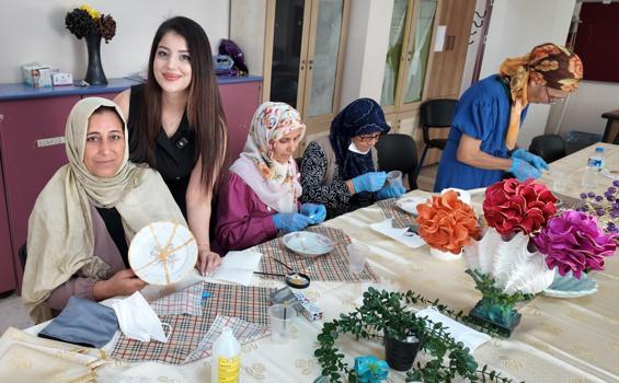 Akdeniz’de kadınlar sanatla buluşmaya devam ediyor