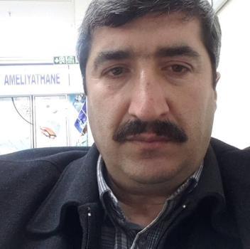 Devrilen traktörün sürücüsü öldü