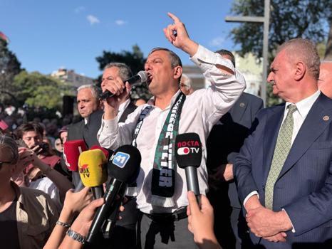 Özgür Özel: İktidara yürüyeciz
