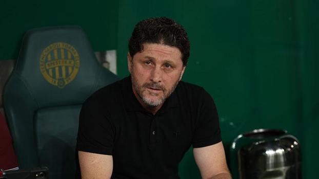 Fatih Tekke: Şimdi dün akşamın üzerine bir çizgi çekip önümüze bakma zamanı