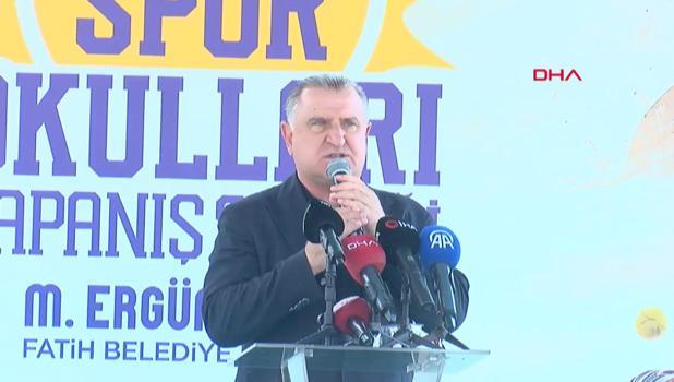 Osman Aşkın Bak: Her şey çocuklarımız ve gençlerimiz için