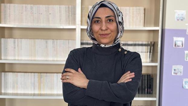 Gülfidan öğretmen, okuluna 5 bin 500 kitaplık modern kütüphane kazandırdı