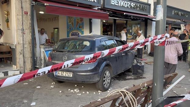 Beykoz’da otomobil kaldırımdaki yayaların arasına daldı: 6 yaralı