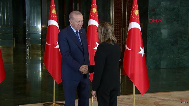 Cumhurbaşkanı Recep Tayyip Erdoğan, 30 Ağustos Zafer Bayramı tebriklerini kabul ediyor (CANLI)