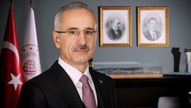 Bakan Uraloğlu'ndan alabora olan yolcu gemisi hakkında açıklama