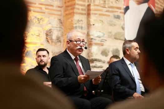 Usta oyuncu Altan Erkekli Osmangazi’de ‘Bir Memleket Hikayesi’ anlattı