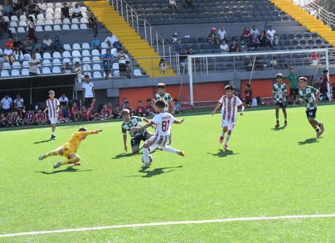 Yunusemre'de 30 Ağustos Zafer Bayramı futbol turnuvası sona erdi