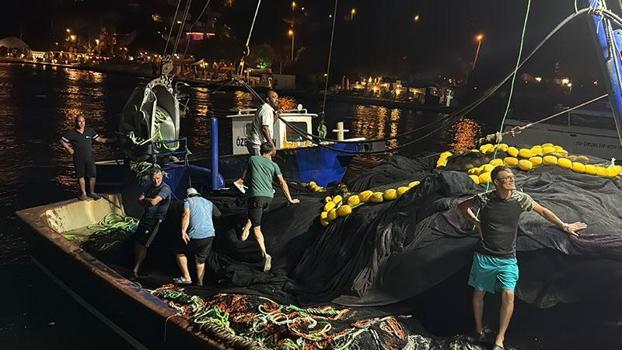 Muğla'da balıkçılar, 'Vira Bismillah' diyerek denize açıldı
