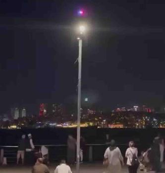 Üsküdar'da sahilde alkol içenlere polis dronundan uyarı