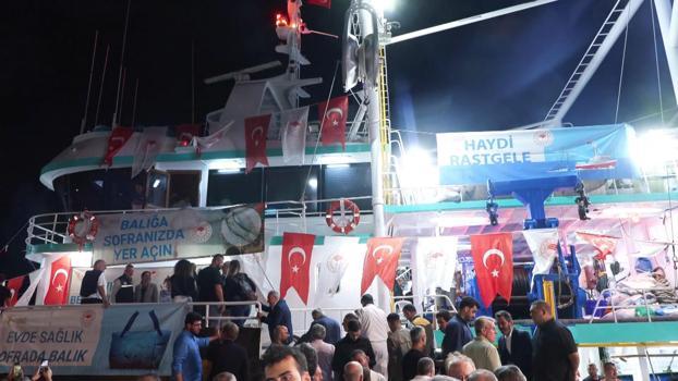 İstanbul'da balıkçılar ‘Vira Bismillah’ diyerek denize açıldı