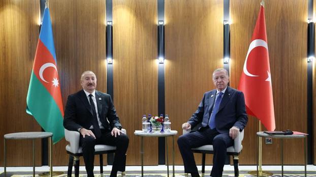 Cumhurbaşkanı Erdoğan, Azerbaycan Cumhurbaşkanı Aliyev ile görüştü