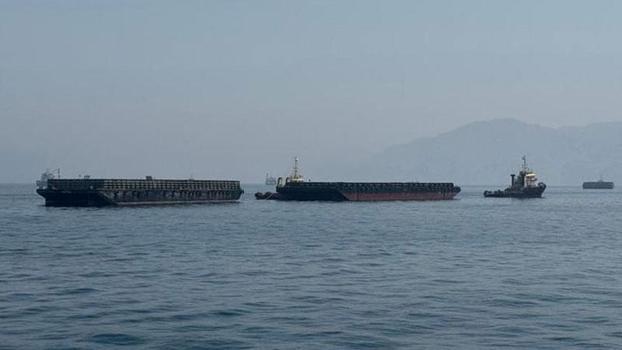 UKMTO: Umman açıklarında Hürmüz Boğazı'ndan geçen bir tanker vuruldu