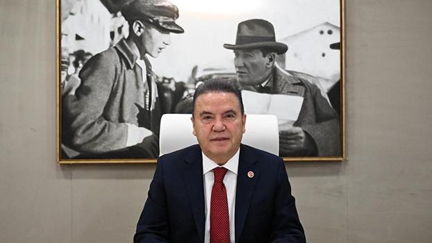 Antalya'da 'fuhşa aracılık' soruşturmasında 7 gözaltı; dosyada Muhittin Böcek detayı