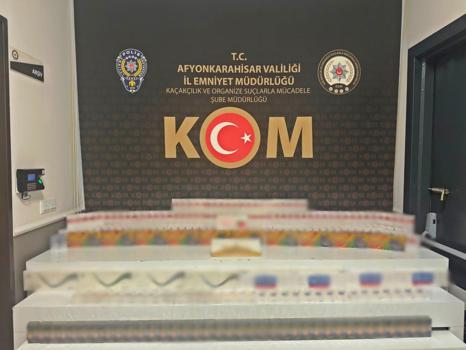 Şüpheli araçtan kaçak sigara çıktı