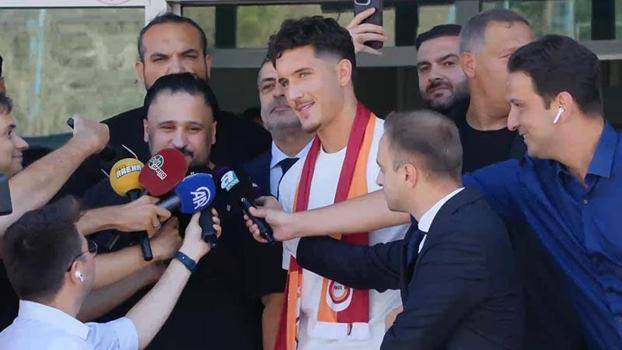 Galatasaray'ın yeni transferi Deniz Gül İstanbul'da