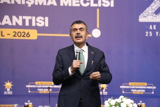 Bakan Tekin: Top artık bizde, hep beraber bu sürece sahip çıkalım (2)