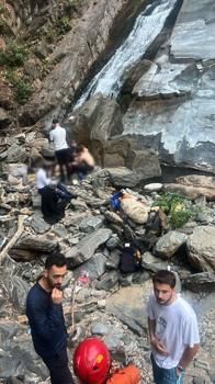 Uçurumdan düşen kadın, hayatını kaybetti