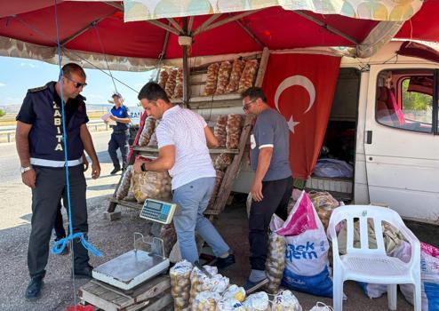 Yol kenarı satıcılarına denetim