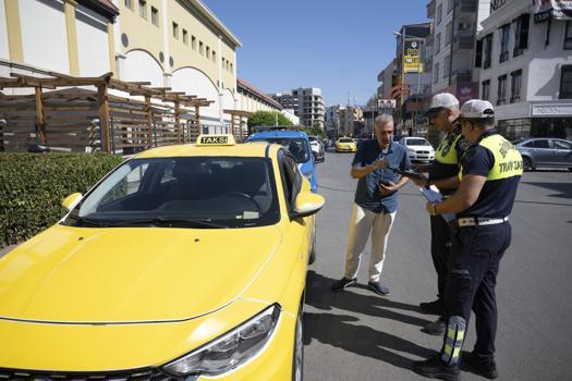Mersin'de taksi denetimleri sürüyor