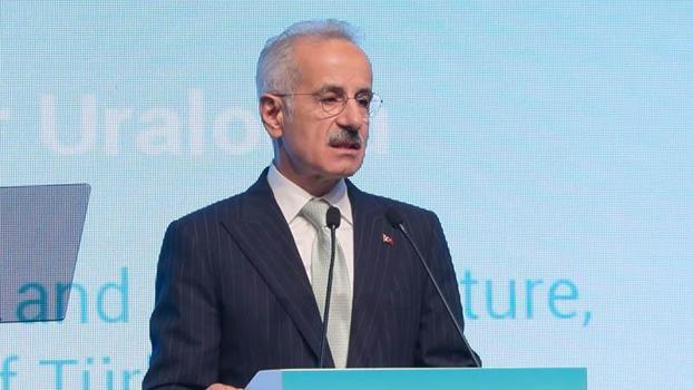 Bakan Uraloğlu: 30 Ağustos'ta bin 787 uçuş gerçekleştirerek rekorumuzu tazeledik