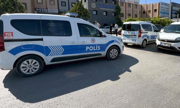 Borç kavgasında birbirini bıçakladılar: 2 yaralı
