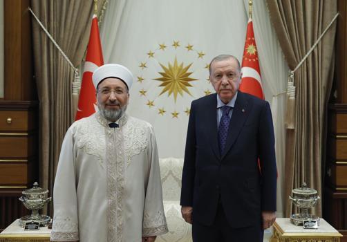 Cumhurbaşkanı Erdoğan, Diyanet İşleri Başkanı Arpaguş'u kabul etti