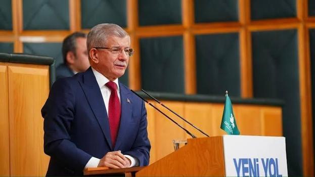 Ahmet Davutoğlu hakkında soruşturma başlatıldı