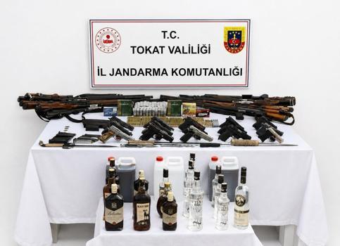 Tokat’ta silah ve kaçakçılık operasyonu: 14 gözaltı