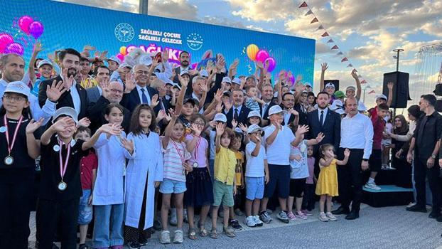 Bakan Memişoğlu: Türkiye'de yaklaşık her 3 kişiden 1'i maalesef sigara içiyor