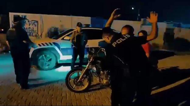 Hatay'da asayiş uygulamasında 14 şüpheli gözaltına alındı